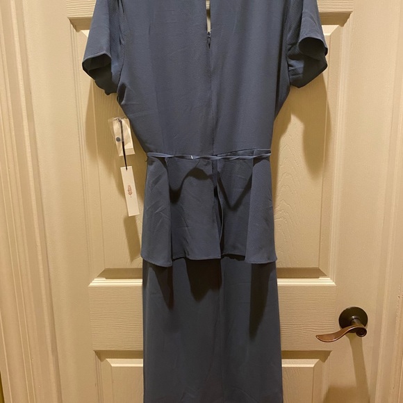 June & Hudson Slate Blue Shirred, Ruffled, Capped Sleeves Dress. Size L. - Picture 2 of 5
